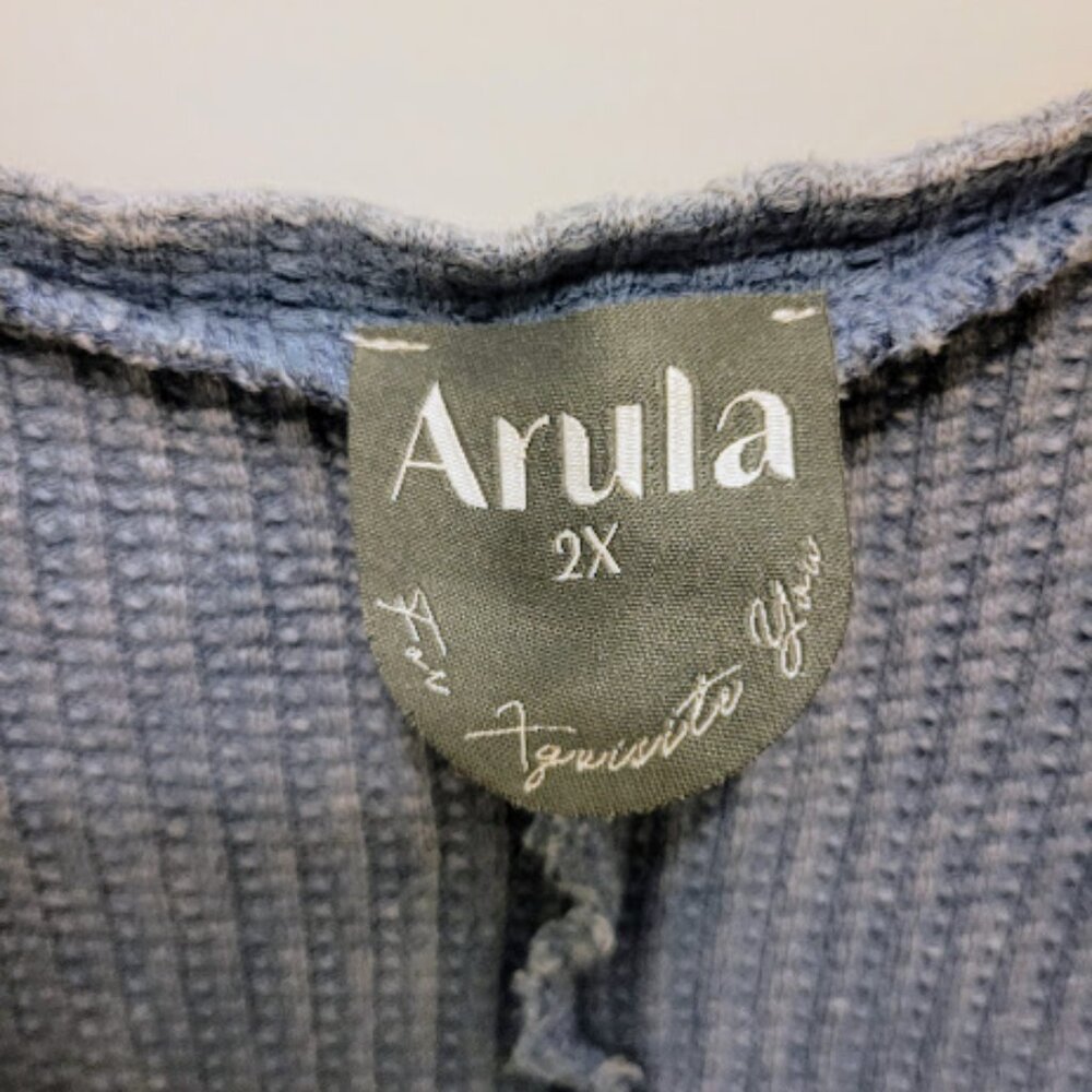 Arula Harlyn Tunic in Washed Blue 2X - Picture 4 of 5